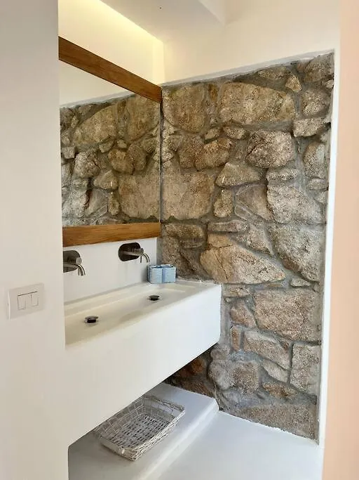Newly Renovated Traditional Sardinian Dwelling Porto Rotondo